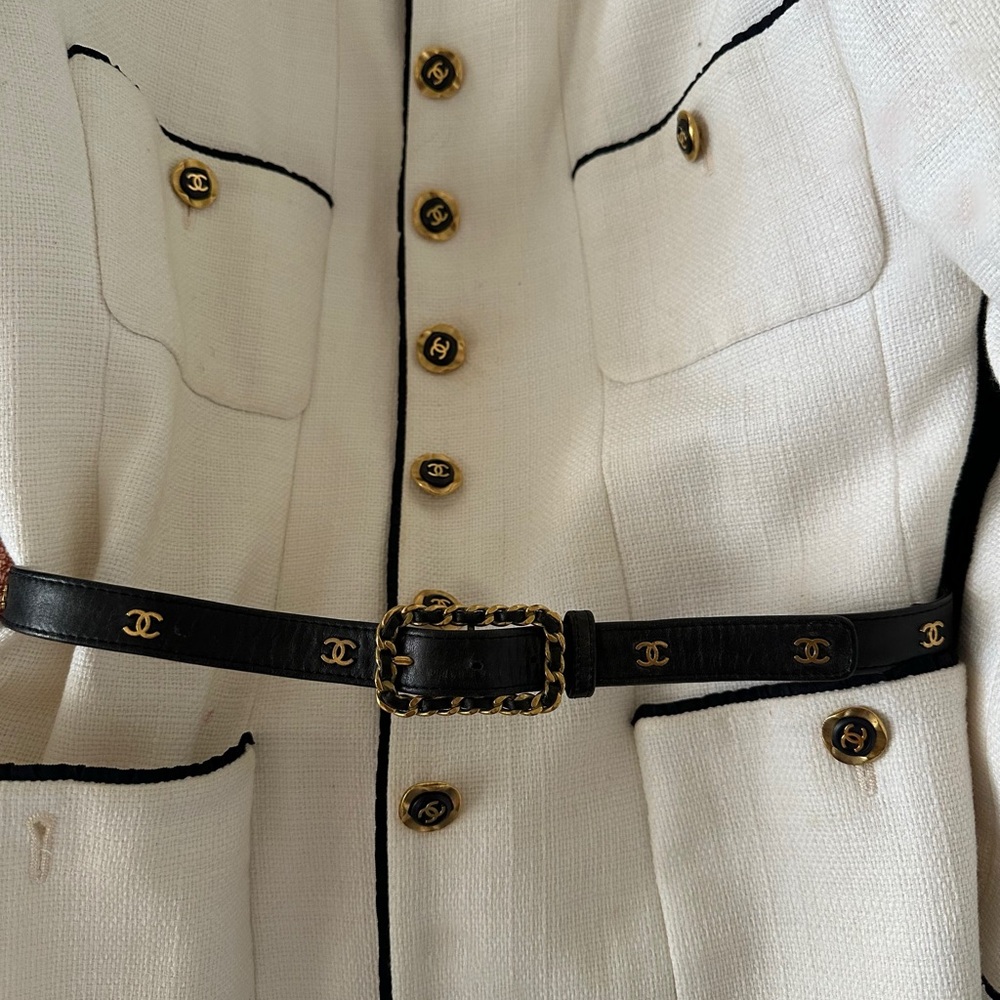 Chanel Vintage Belt Details